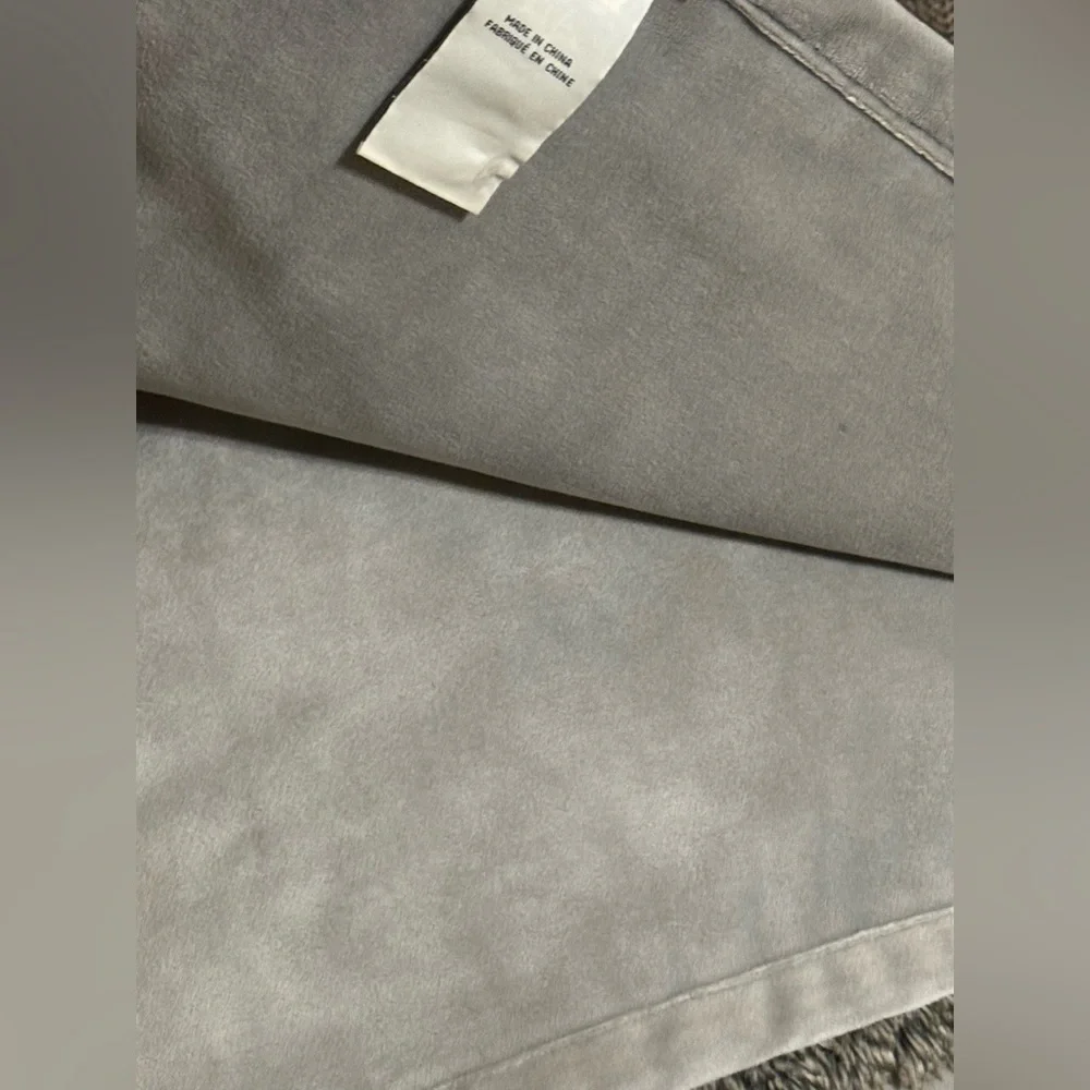 SALE Pottery Barn 50x60 Elegant Throw/Blanket Home Decor & Accents